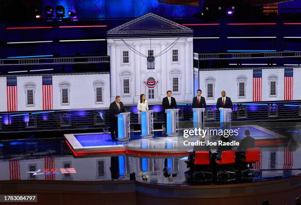 Republican presidential candidates former New Jersey Gov. Chris Christie, former U.N. Ambassador Nikki Haley, Florida Gov. Ron DeSantis, Vivek...