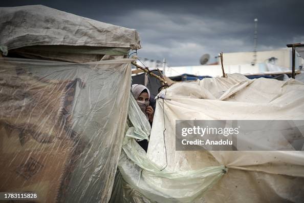 Displaced Palestinians take shelter in UNRWA camp of Khan Yunis