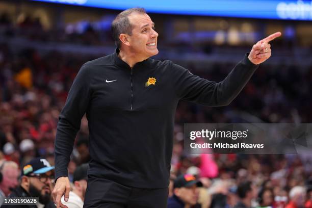 Head coach Frank Vogel of the Phoenix Suns reacts against the Chicago Bulls during the second half at the United Center on November 08, 2023 in...