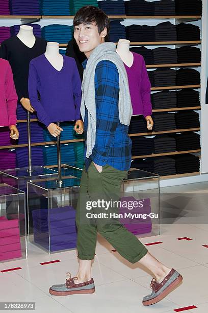 Singer John Park attends during the "Uniqlo" 2013 F/W Silk/Cashmere Project press event at Gangnam Uniqlo Store on August 29, 2013 in Seoul, South...