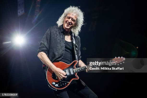 Brian May of Queen performs at Chase Center on November 08, 2023 in San Francisco, California.