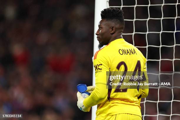 Andre Onana of Manchester United moistens his glove with Vaseline during the UEFA Champions League match between Galatasaray A.S and Manchester...