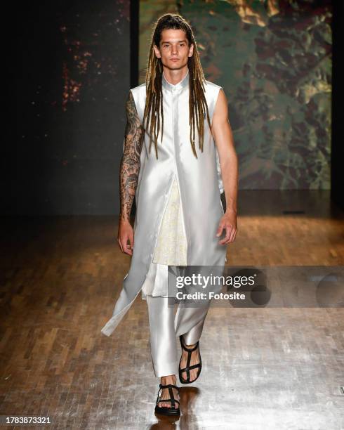 Joao Razzo Model 105 Photos & High Res Pictures - Getty Images