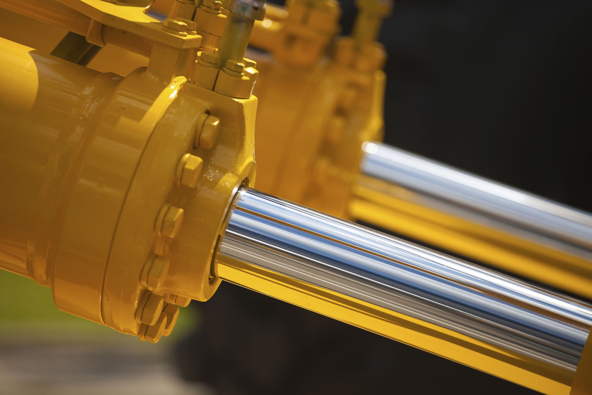 New hydraulic pistons New hydraulic pistons