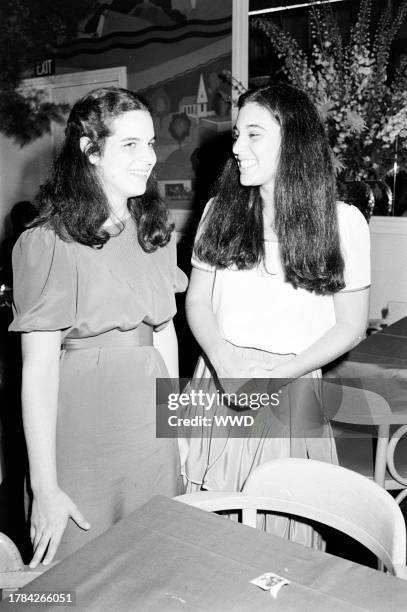 Beatrice Alda and Elizabeth Alda attend a party in Los Angeles, California, on June 1, 1981.