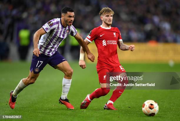 Harvey Elliott of Liverpool takes on Gabriel Suazo of Toulouse during the Group E - UEFA Europa League match 2023/24 match between Toulouse FC v...