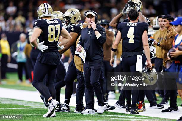 Head Coach Dennis Allen of the New Orleans Saints on the sidelines during a game against the Chicago Bears at Caesars Superdome on November 5, 2023...