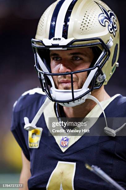 Derek Carr of the New Orleans Saints on the sidelines during a game against the Chicago Bears at Caesars Superdome on November 5, 2023 in New...