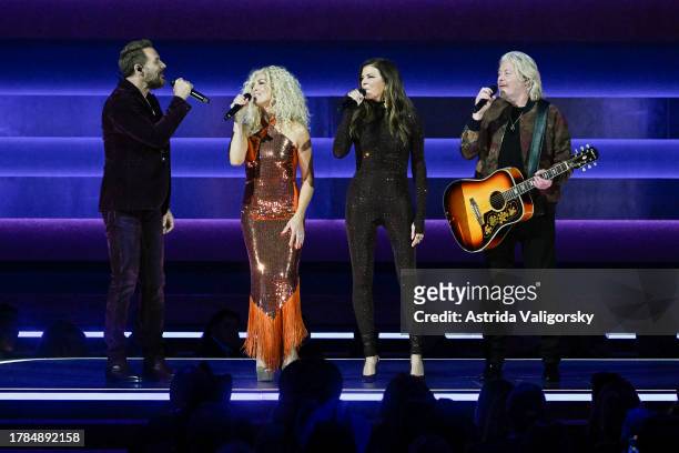 Jimi Westbrook, Kimberly Schlapman, Karen Fairchild and Phillip Sweet of Little Big Town perform onstage during the 57th Annual CMA Awards at...