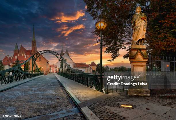 tumski bridge, wroclaw, poland - wroclaw stock pictures, royalty-free photos & images
