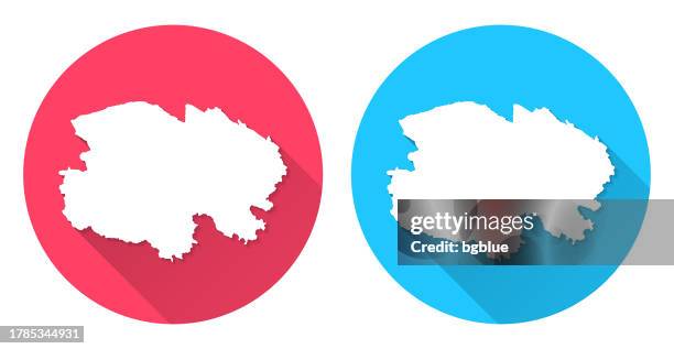 illustrazioni stock, clip art, cartoni animati e icone di tendenza di mappa del qinghai. icona rotonda con ombra lunga su sfondo rosso o blu - provincia del qinghai