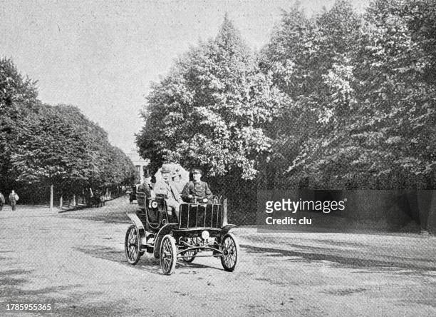 stockillustraties, clipart, cartoons en iconen met excursion in a motorized carriage in berlin tiergarten - 1890 1899