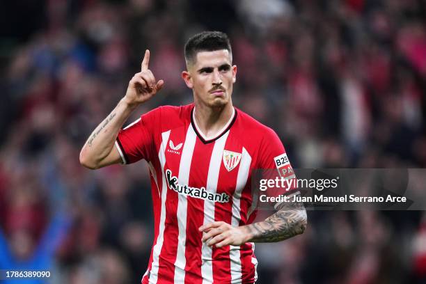 Oihan Sancet of Athletic Club celebrates after scoring the team's first goal during the LaLiga EA Sports match between Athletic Bilbao and Celta Vigo...