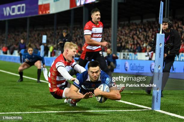 Will Muir of Bath Rugby scores his team's third try during the Gallagher Premiership Rugby match between Gloucester Rugby and Bath Rugby at Kingsholm...