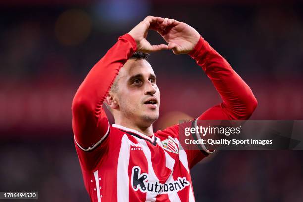 Alex Berenguer of Athletic Club celebrates after scoring his team's fourth goal during the LaLiga EA Sports match between Athletic Club and Celta...