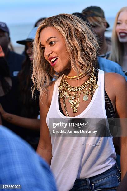 Beyonce Knowles films a music video at Coney Island in Brooklyn on August 29, 2013 in New York City.