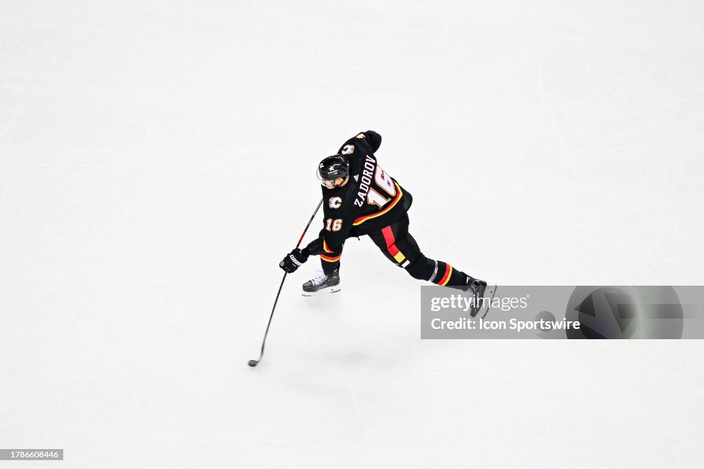 NHL: NOV 16 Canucks at Flames