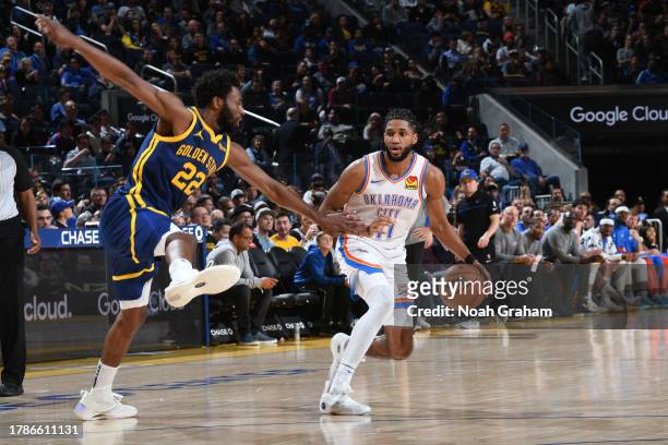 Isaiah Joe of the Oklahoma City Thunder dribbles the ball during the game against the Golden State Warriors on November 16, 2023 at Chase Center in...