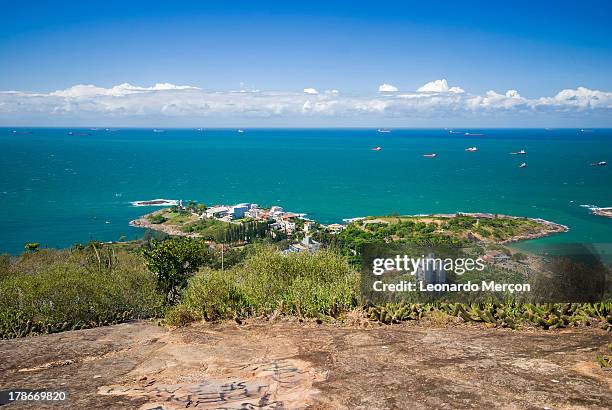 morro do moreno`s view - parque estatal de vila velha imagens e fotografias de stock