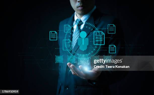 data exchanges and client service businessman digital marketing in a global network - retention stock pictures, royalty-free photos & images