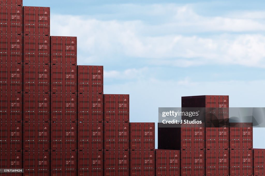 Graphxoff Container Declining Graph Of Shipping Containers High-Res Stock Photo - Getty Images
