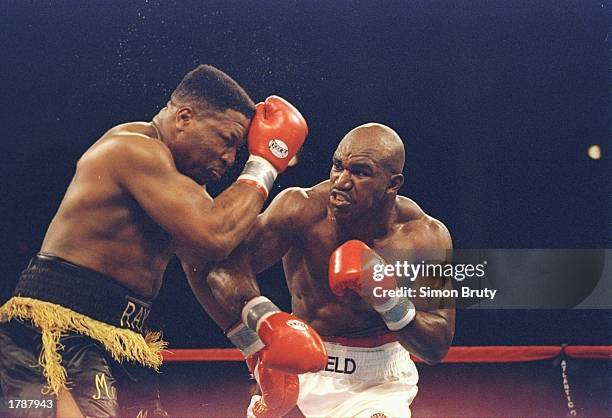Holyfield Ripped 51 Holyfield V Mercer Photos & High Res Pictures - Getty Images