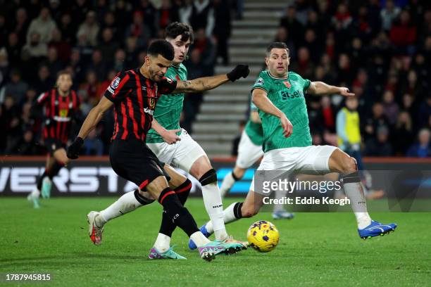 Dominic Solanke of AFC Bournemouth scores the team's first goal during the Premier League match between AFC Bournemouth and Newcastle United at...