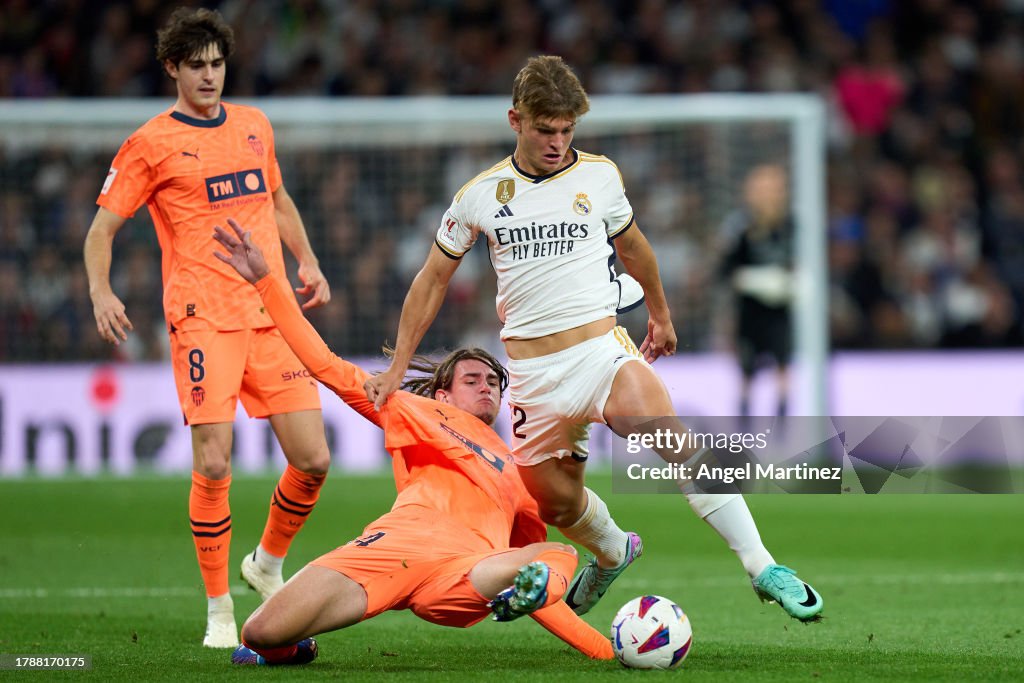 Real Madrid CF v Valencia CF - LaLiga EA Sports