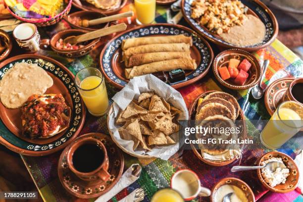 mexican food on the table - mexican food on table stock pictures, royalty-free photos & images