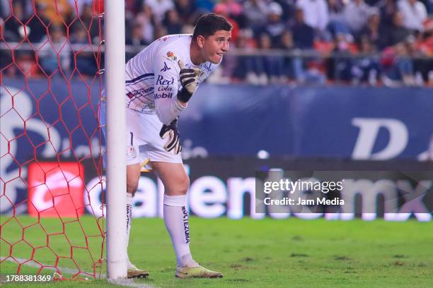 Andres Sanchez, goalkeeper of San Luis, looks on during the 17th round match between Atletico San Luis and Santos Laguna as part of the Torneo...