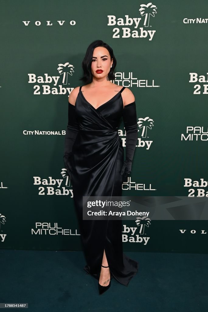 2023 Baby2Baby Gala Presented By Paul Mitchell - Red Carpet