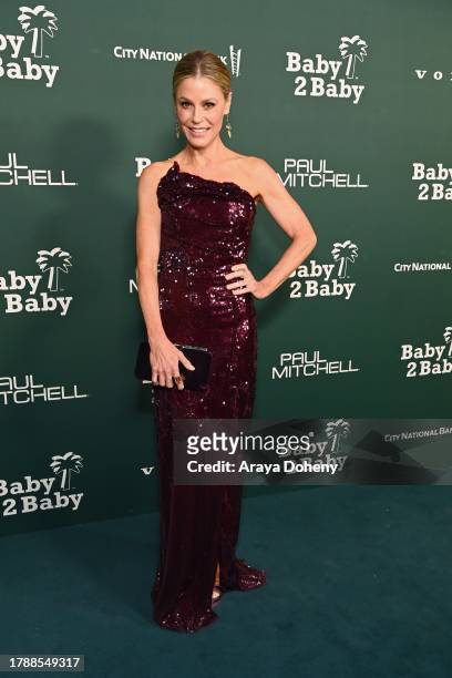 Julie Bowen attends 2023 Baby2Baby Gala Presented By Paul Mitchell at Pacific Design Center on November 11, 2023 in West Hollywood, California.