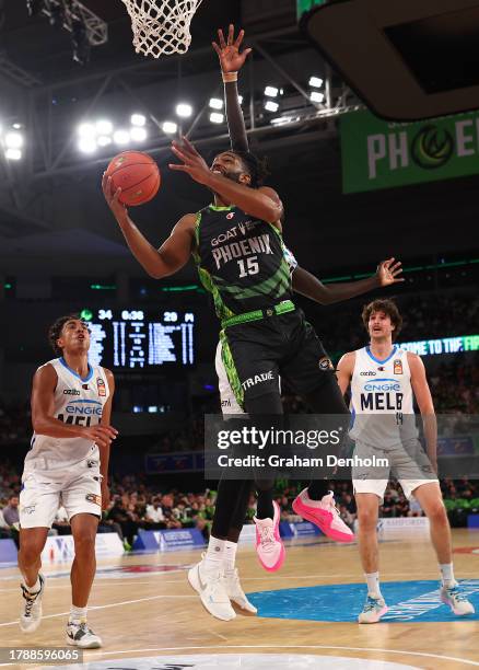 Alan Williams of the Phoenix drives at the basket during the round seven NBL match between South East Melbourne Phoenix and Melbourne United at John...