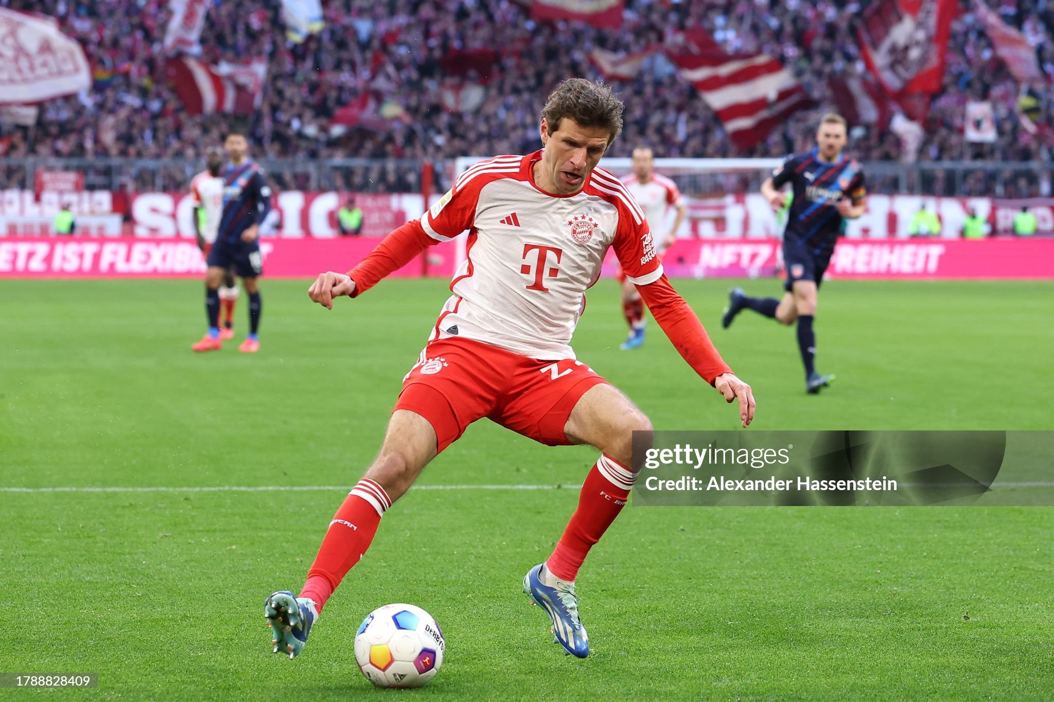 Müller speaks out about future while awaiting conversation with Bayern