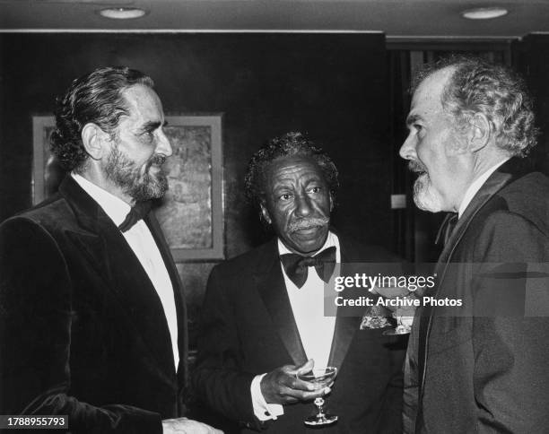 American film director, poet and photographer Gordon Parks and American film director, producer and screenwriter Robert Altman in conversation with a...