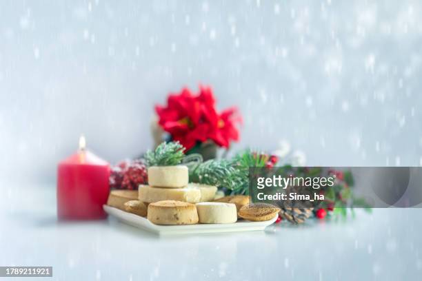 typical sweets for christmas in spain-mantecados and polvorones - polvorón stock pictures, royalty-free photos & images