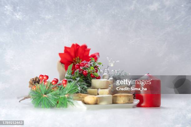 typical sweets for christmas in spain-mantecados and polvorones - polvorón bildbanksfoton och bilder