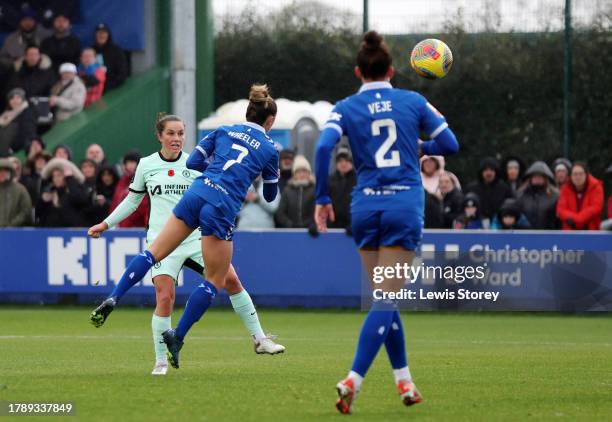 Jessie Fleming of Chelsea scores the team's first goal during the Barclays Women´s Super League match between Everton FC and Chelsea FC at Walton...