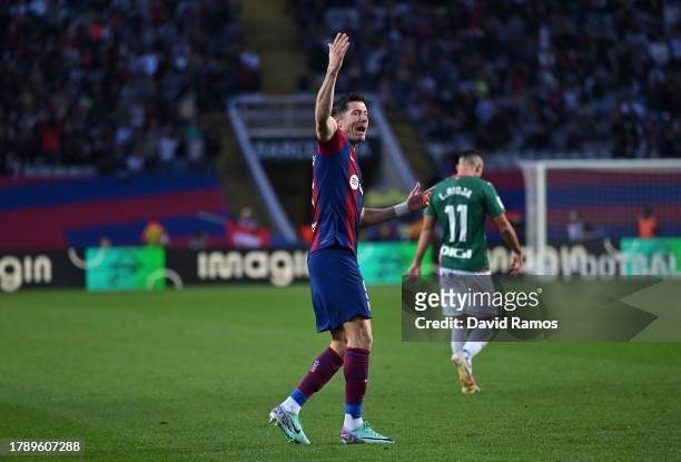 Robert Lewandowski of FC Barcelona celebrates after scoring the team's first goal during the LaLiga EA Sports match between FC Barcelona and...