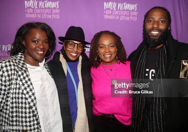 Heather Alicia Simms, Pauletta Washington, Vanessa Bell Calloway and John David Washington pose backstage at "Purlie Victorious" on Broadway at The...