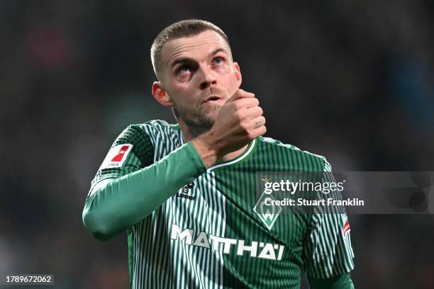 Marvin Ducksch of Werder Bremen celebrates after scoring the team's first goal during the Bundesliga match between SV Werder Bremen and Eintracht...