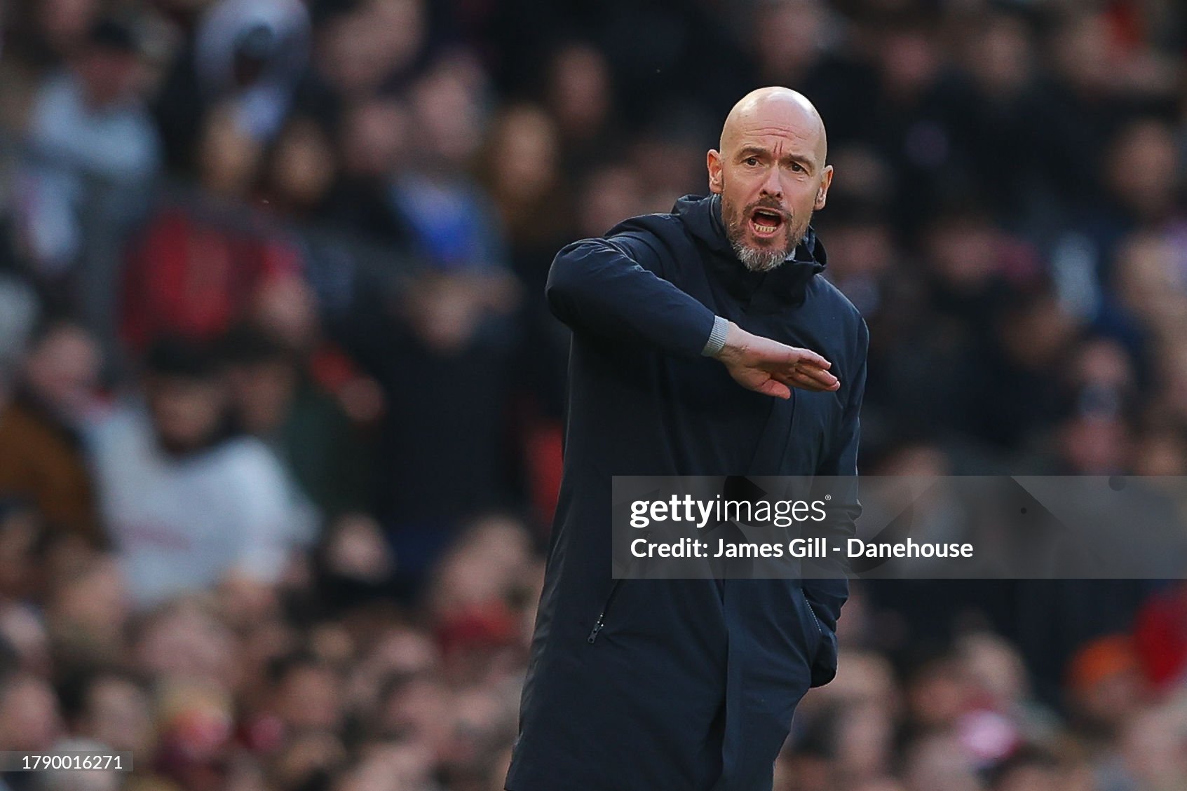 Ten Hag receives a very clear message about a possible transfer of João Neves