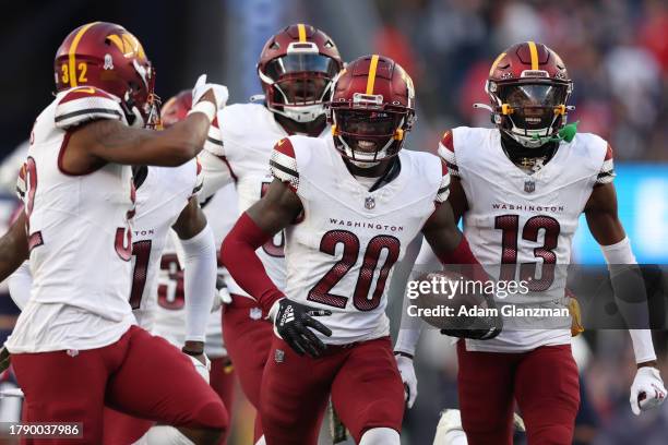 Commanders Interception 393 Jartavius Martin Photos & High Res Pictures - Getty Images