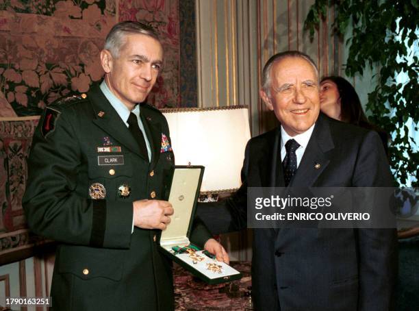 Supreme commander of Allied Forces in Europe, US General Wesley Clark , receives the honour of Cavaliere Grande Ufficiale al merito della Repubblica...