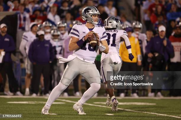 Kansas State Wildcats quarterback Will Howard looks to pass in the first quarter of a Big 12 football game between the Kansas State Wildcats and...