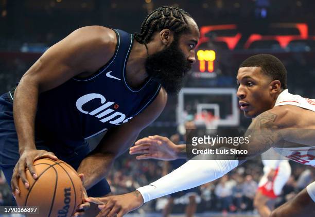 Los Angeles, CA - Clippers guard James Harden plays his isolation game against Rockets forward Jabari Smith Jr. In the first half of a 106-100 L.A....