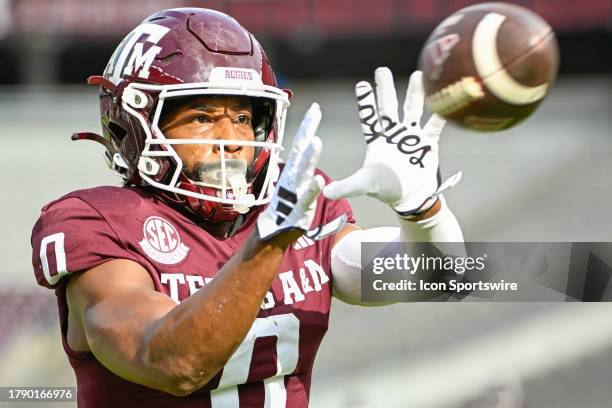 Texas A&M Aggies wide receiver Ainias Smith warms up before the football game between the Abilene Christian Wildcats and Texas A&M Aggies at Kyle...
