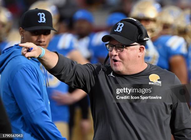 Bruins Head Coach Chip Kelly reacts on the sidelines during an college football game against the USC Trojans played on November 18, 2023 at the Los...