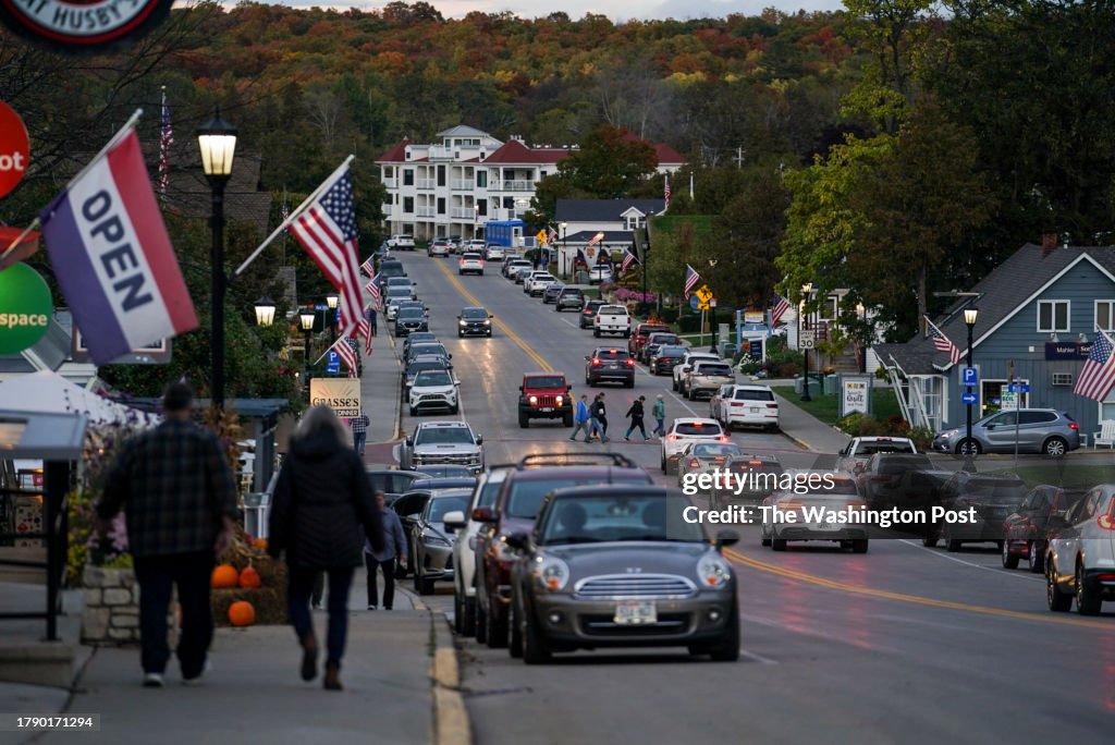 Voters in Door County, Wisconsin are tiring of politics.