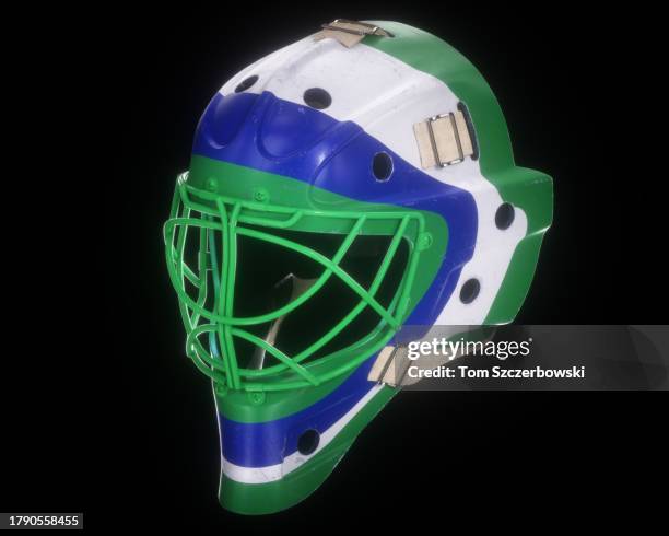 modern goalie mask - goalie mask stock pictures, royalty-free photos & images
